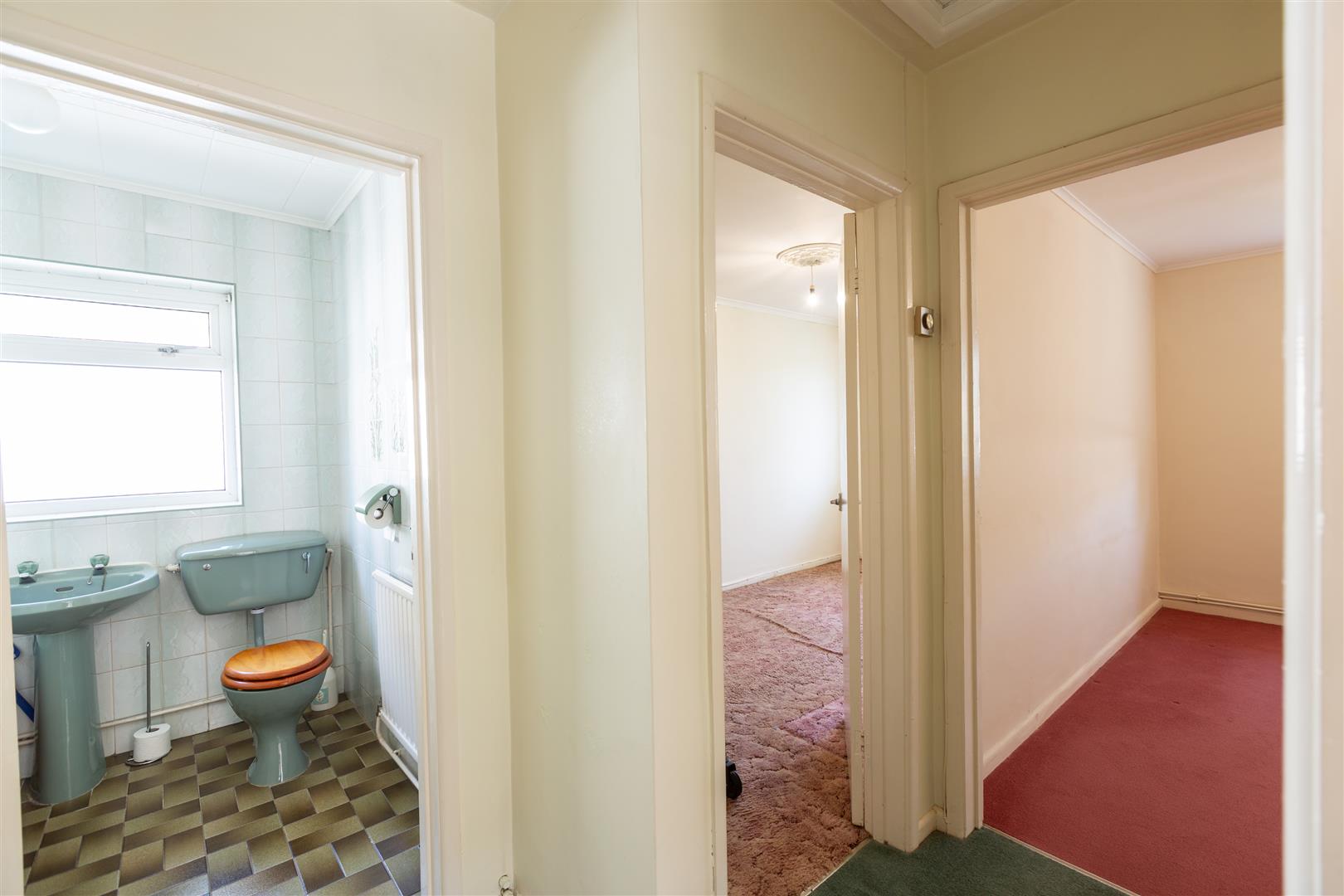 Camellia Drive, Morriston, Swansea, SA6 6ED